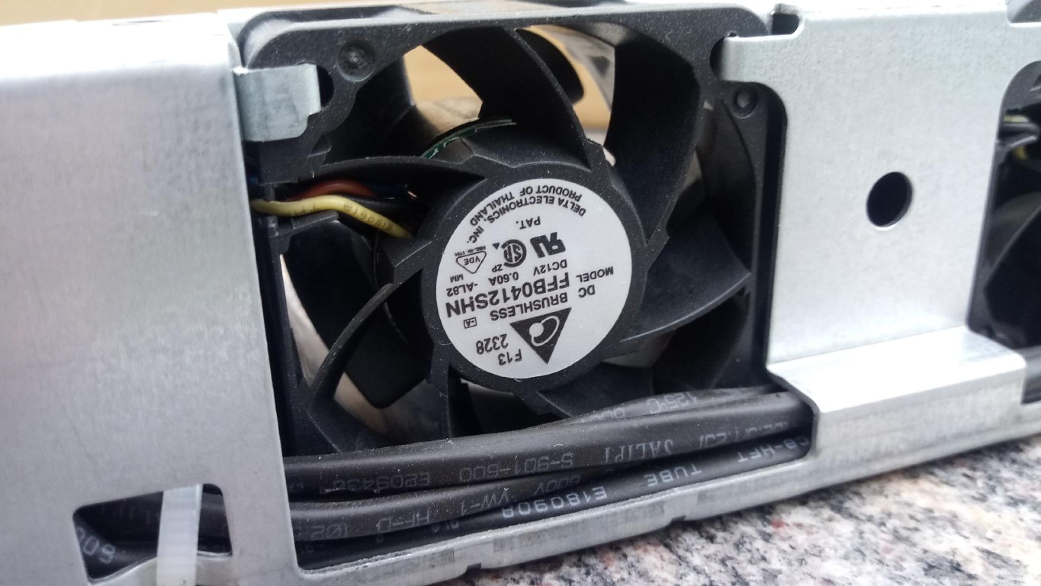 HP Serverlüfter J9582A FAN 5184-5935, € 29,- (8130 Frohnleiten)